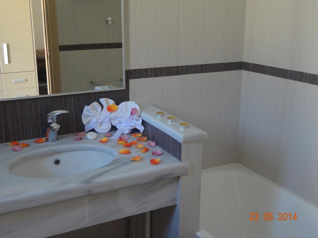 Aegea Hotel Карист Номер фото
