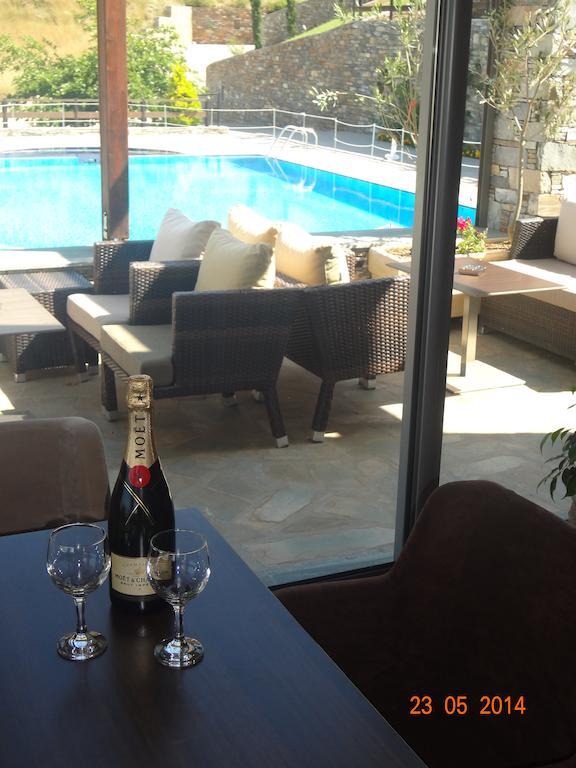 Aegea Hotel Карист Екстер'єр фото