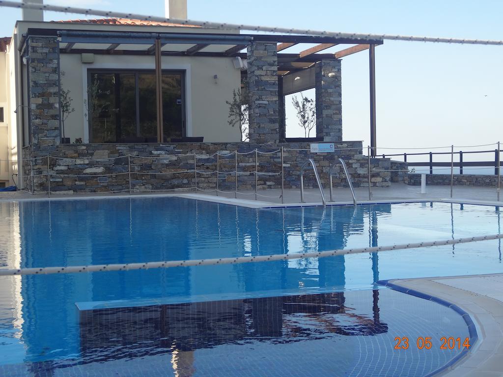 Aegea Hotel Карист Екстер'єр фото
